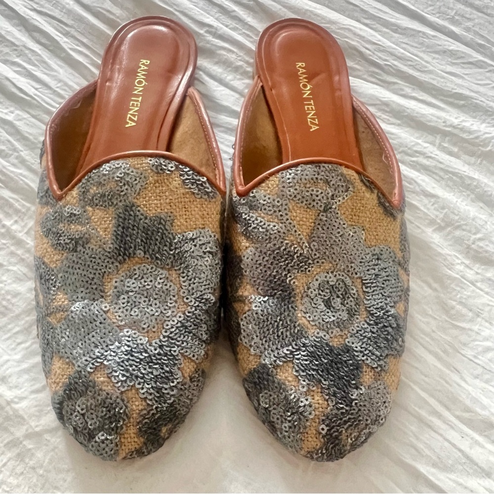 Ramon Tenza Blue Sequin Floral Design Loafers Mules Flats Size 6.5 - Picture 4 of 11